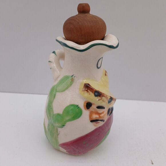 Vintage Oil Dispenser Cruet Bottle Mexican Man Wearing Sombrero with Stopper - Picture 3 of 13